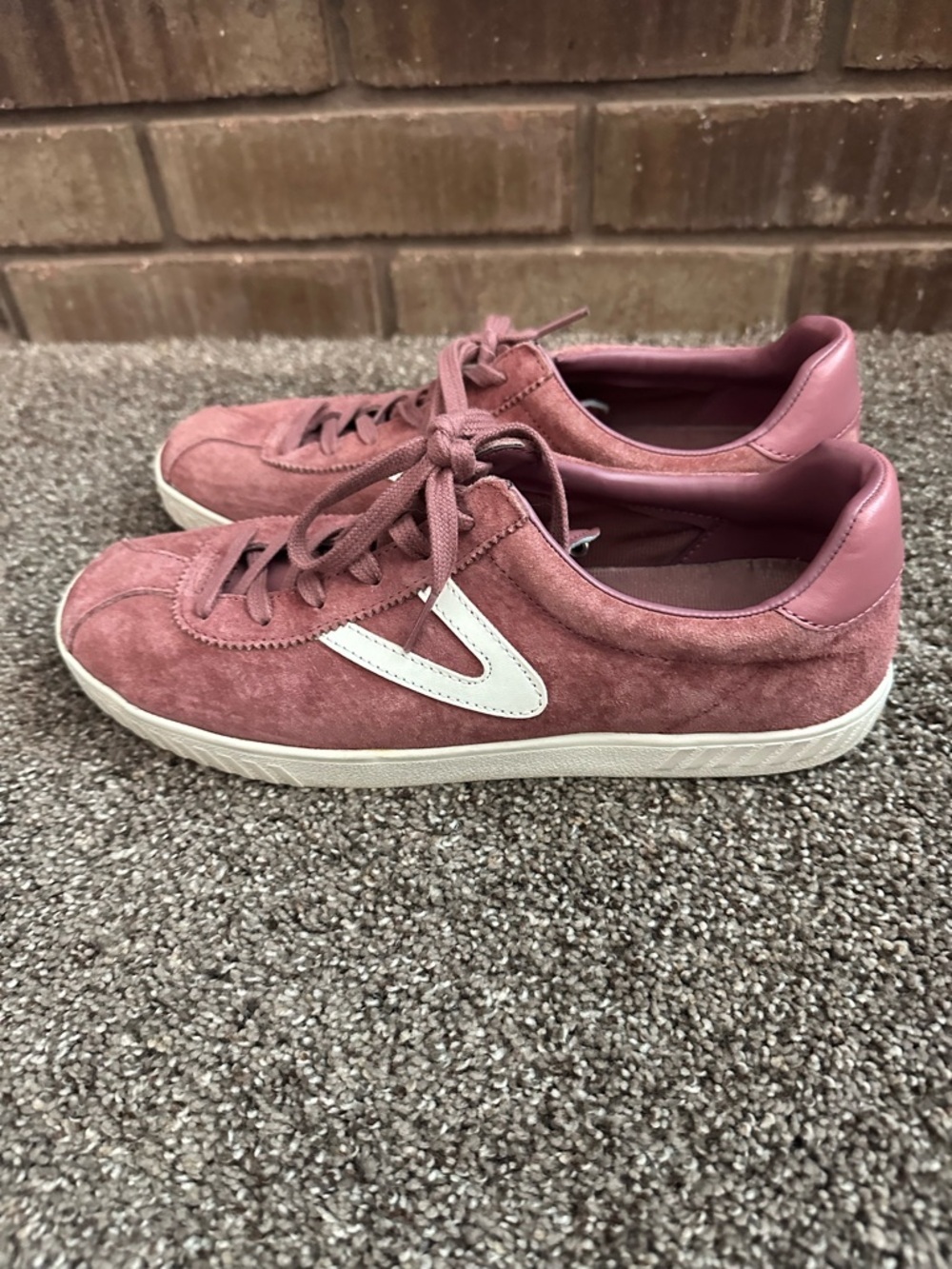 Tretorn Nylite Suede Sneakers Dusty Rose Pink White Lace Up Shoes Size 9 - Picture 3 of 5